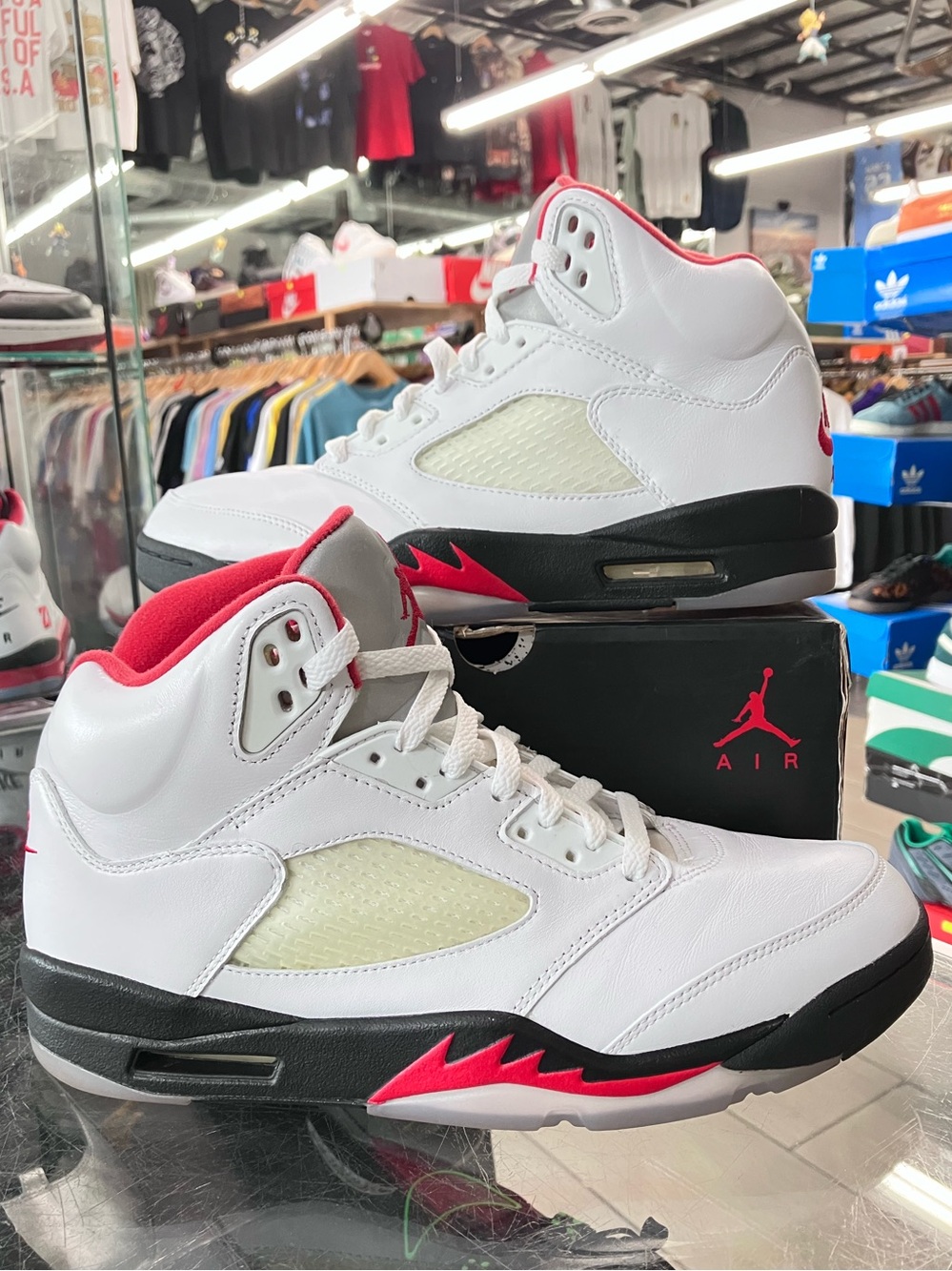 Air Jordan 5 Retro Fire Red Silver Tongue Size 9.5
